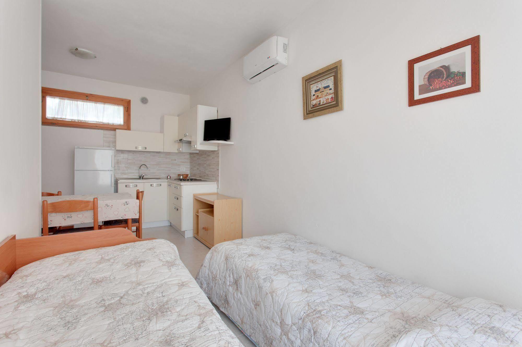 Costa Paradiso 3*