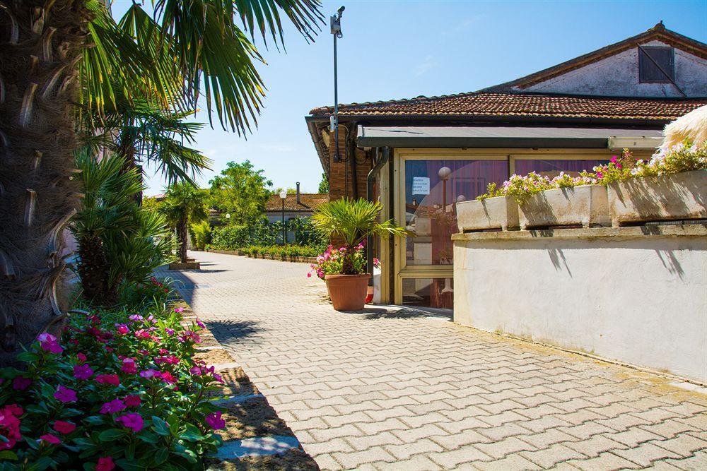 Costa Paradiso Aparthotel 3*